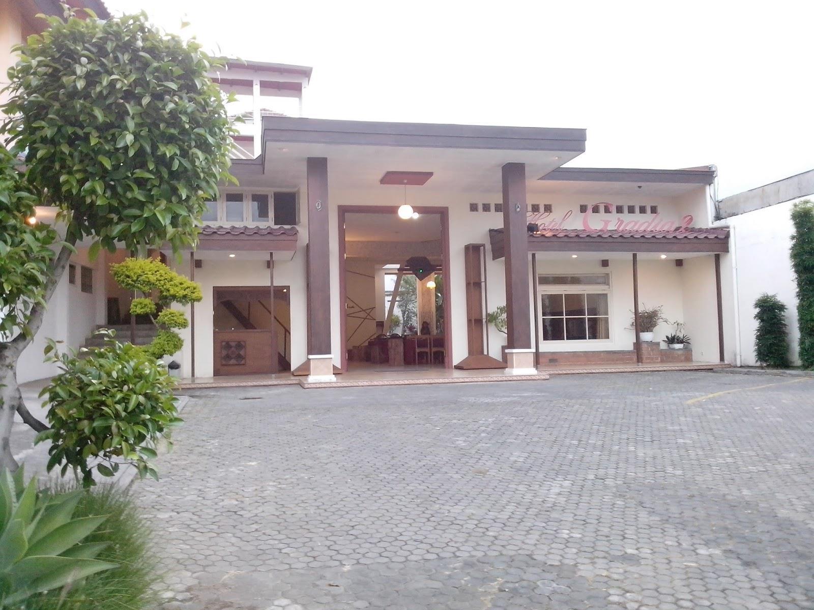 Family Hotel Gradia 2 Batu (East Java) Exterior foto
