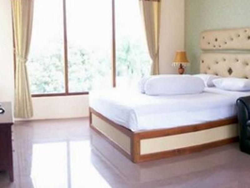 Family Hotel Gradia 2 Batu (East Java) Exterior foto