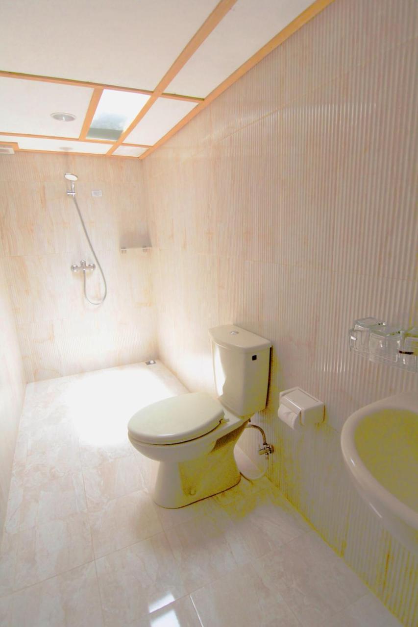 Family Hotel Gradia 2 Batu (East Java) Quarto foto